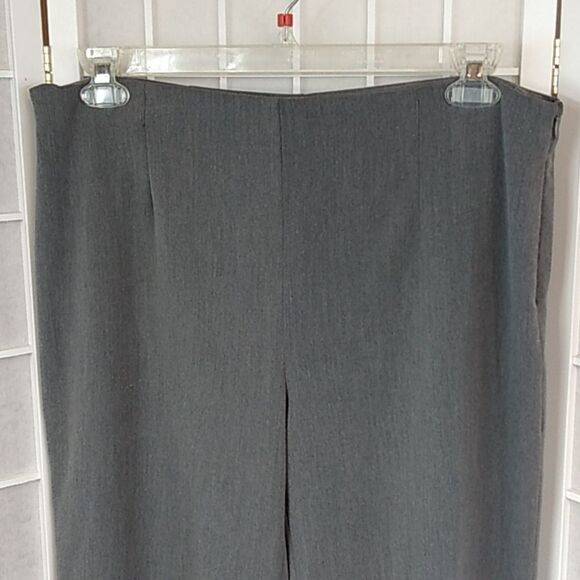 Gray Slacks Hearts of palm 🌴 - Picture 3 of 10